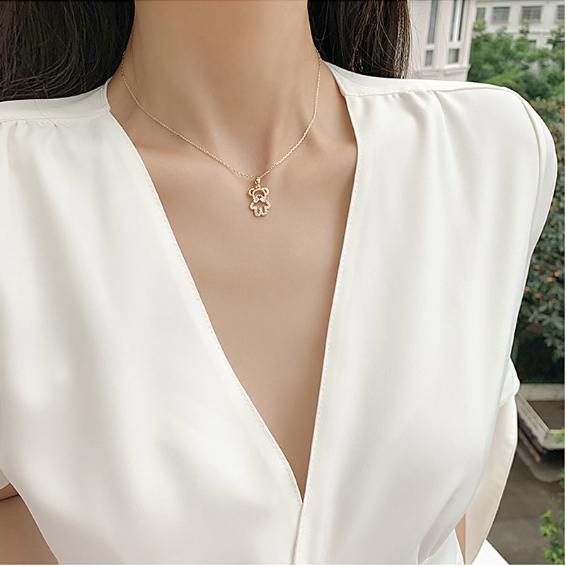 Vòng cổ mặt hình gấu đính đá thời trang