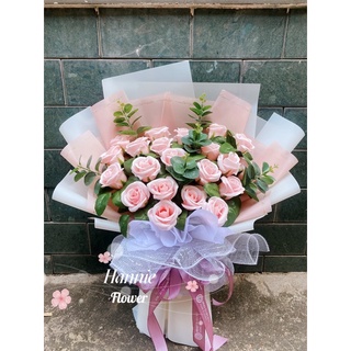 Bó hoá hồng sáp 4 lớp phối lá táo