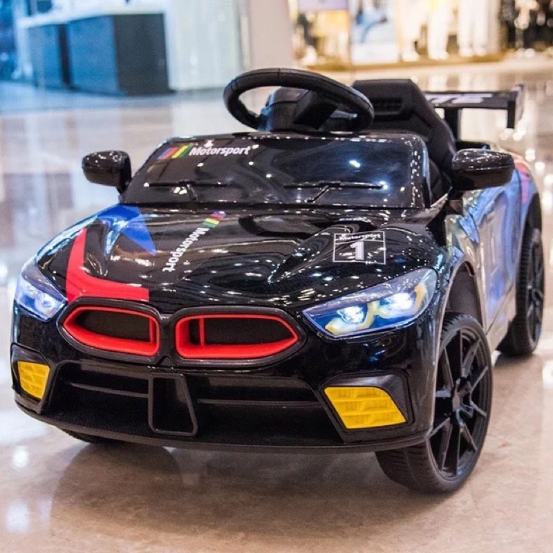 Ô tô điện đồ chơi trẻ em BMW cho bé tự lái và điều khiển từ xa - Bảo hành 6 tháng