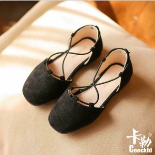 Combo giày và quần áo