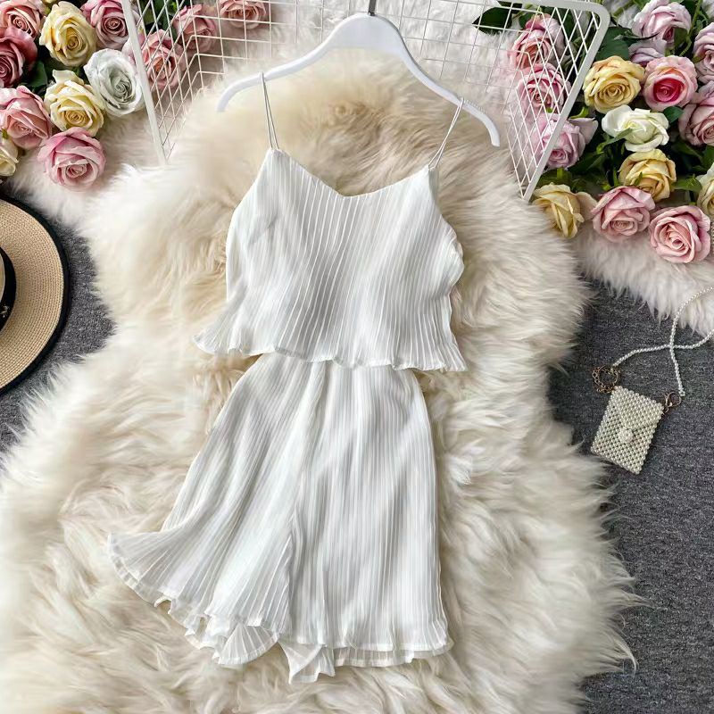 Jumsuit xếp ly vải voan hai lớp