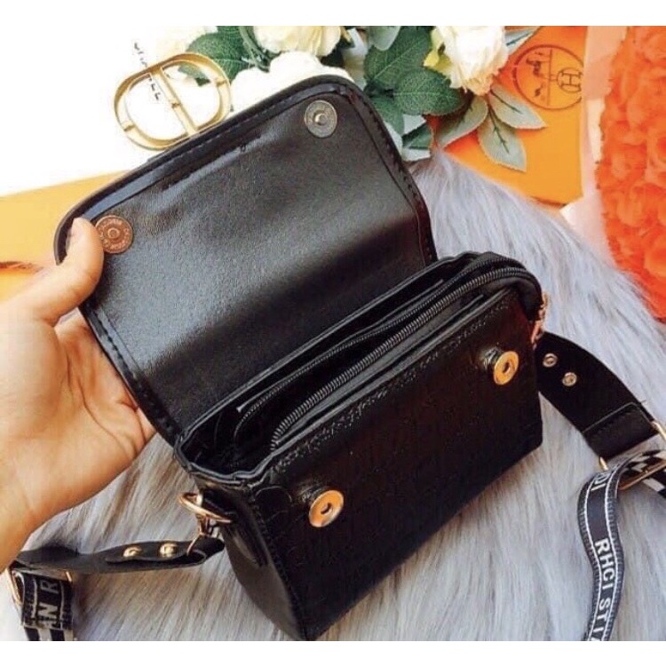 Túi Xách Nữ-Túi Đeo Chéo CD Sang Chảnh Xịn Xò Phong Cách Trẻ Trung