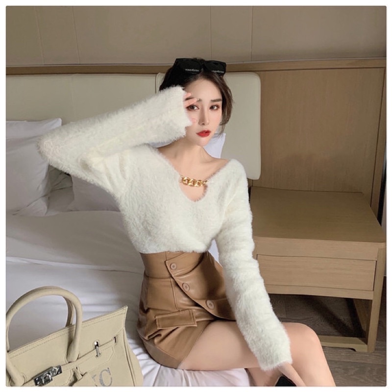 Áo len lông thỏ kèm dây xích ( sẵn đen ) | BigBuy360 - bigbuy360.vn