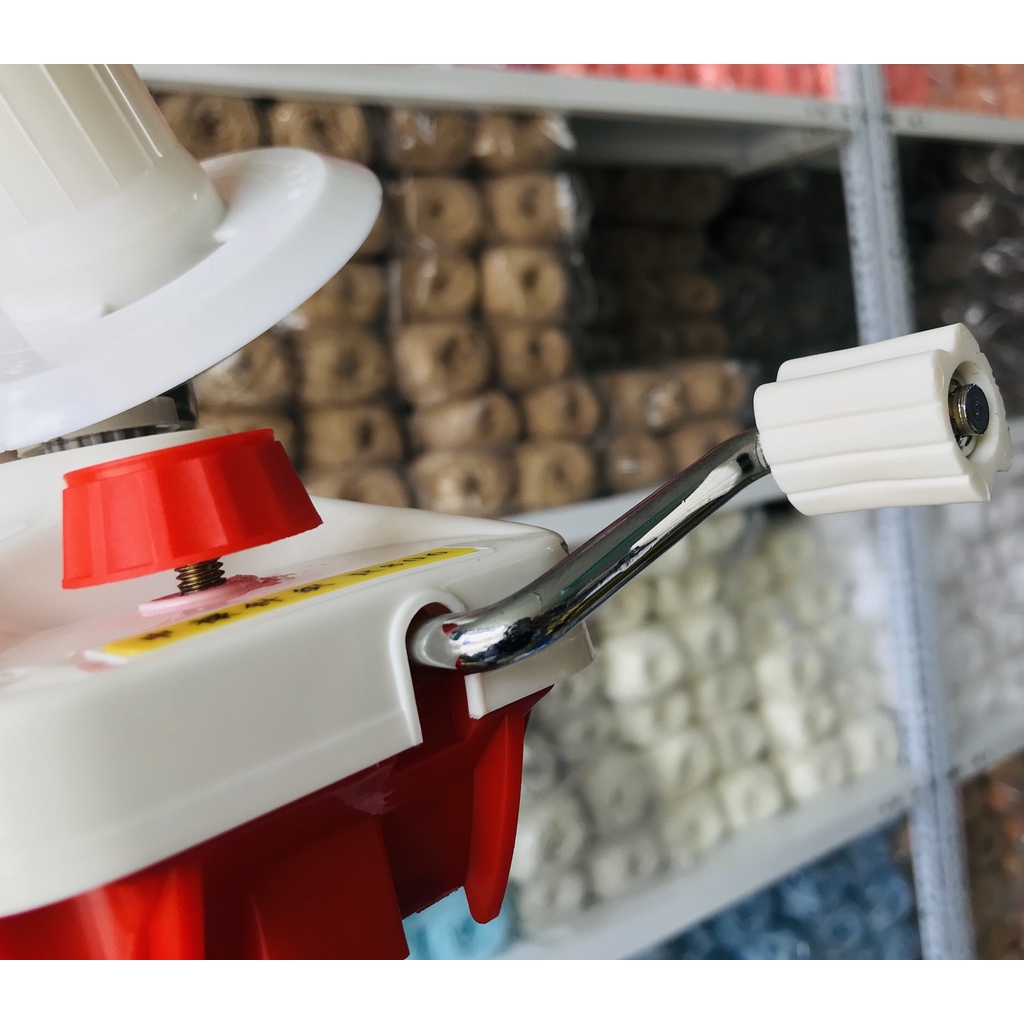 MÁY QUAY CHIẾT CHẬP LEN, CÓ CHỐT GIỮ GIÚP KHÔNG ĐỔ CÂY MẮC CHỈ
