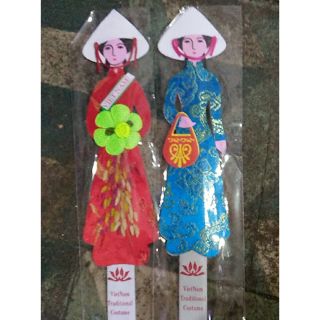 Bookmark cô gái áo dài nón trắng