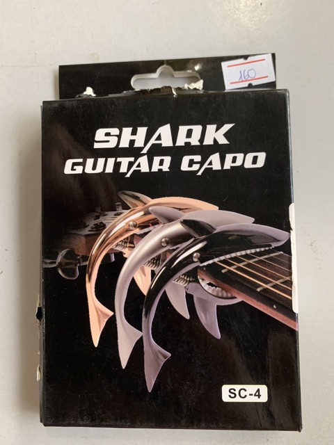 Capo guitar hình cá mập SC-4