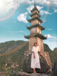 Áo sơ mi tay ngắn trắng