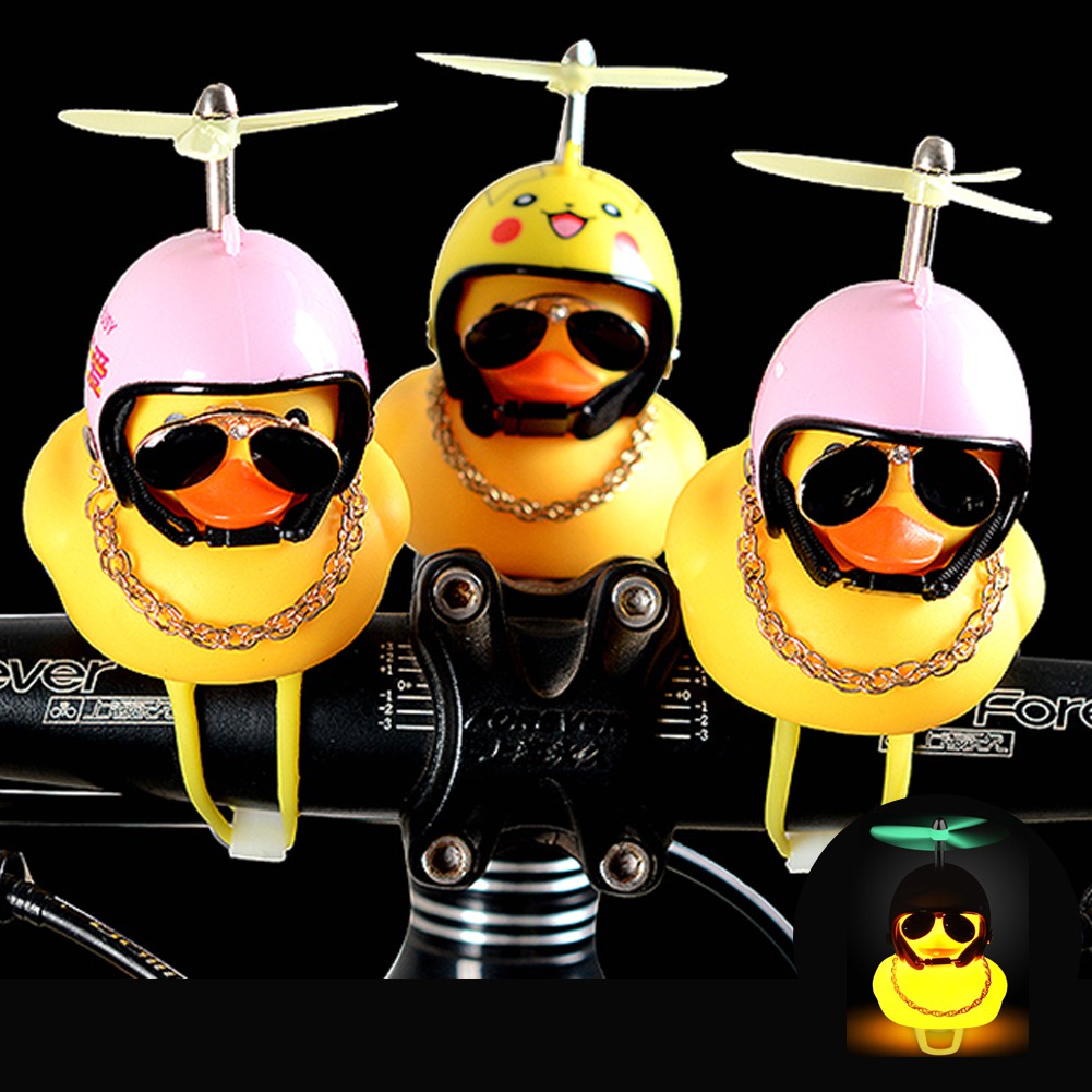 Phụ kiện trang trí xe đạp hình vịt đội mũ bảo hiểm dễ thương