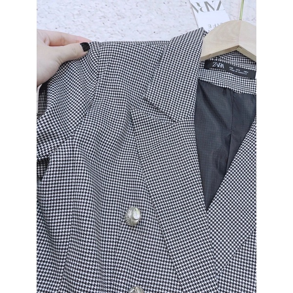 Áo vest kẻ cúc đồng 6 cúc