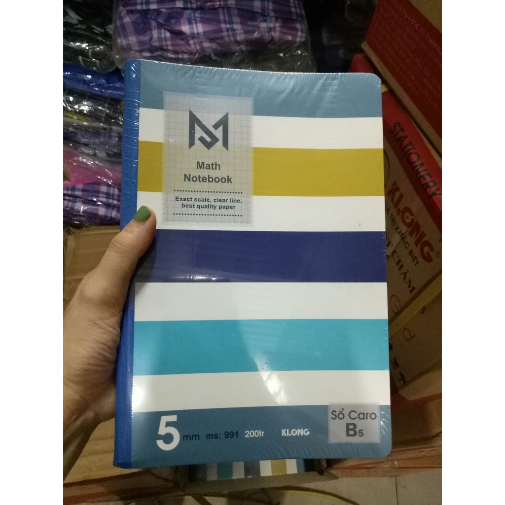 Vở may dán gáy Caro B5 - 200 trang; MS: 991