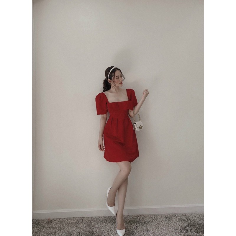 Đầm thiết kế cao cấp may 2 lớp đúp khoá vải tapta xịn cổ vuông tay bồng xếp ly eo