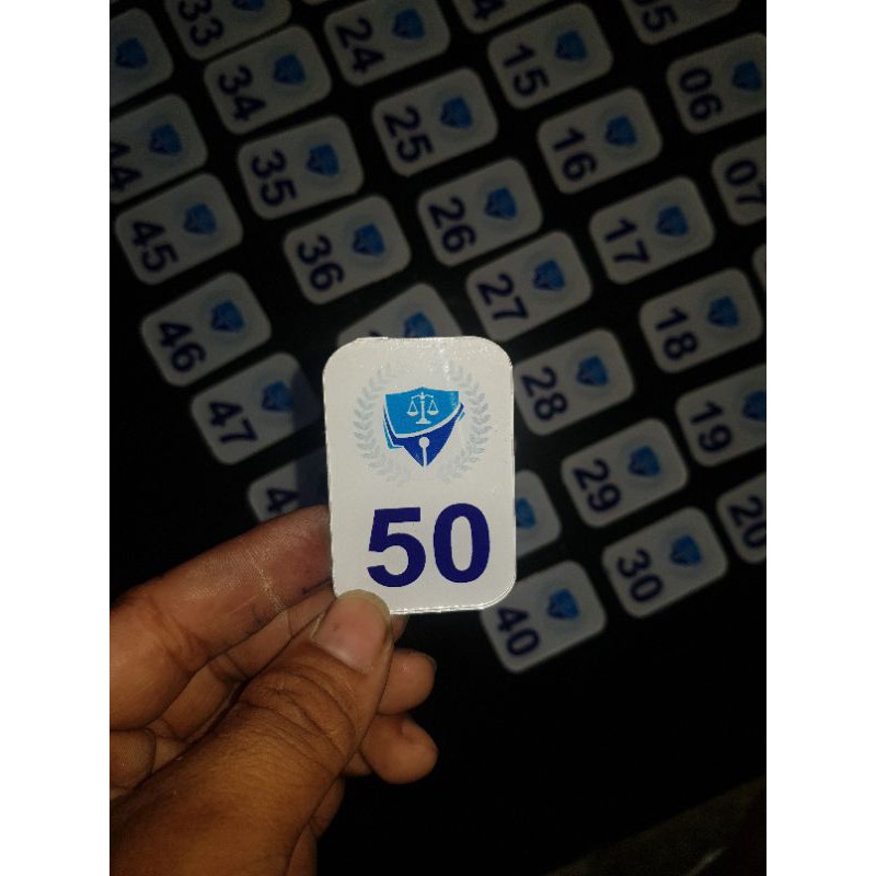 Thẻ giữ xe . thẻ số mica