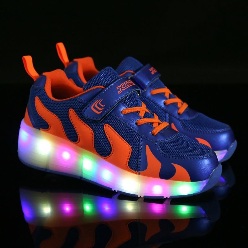Giày thể thao bánh gót hay giày bay cho trẻ em và nữ có đèn LED A74