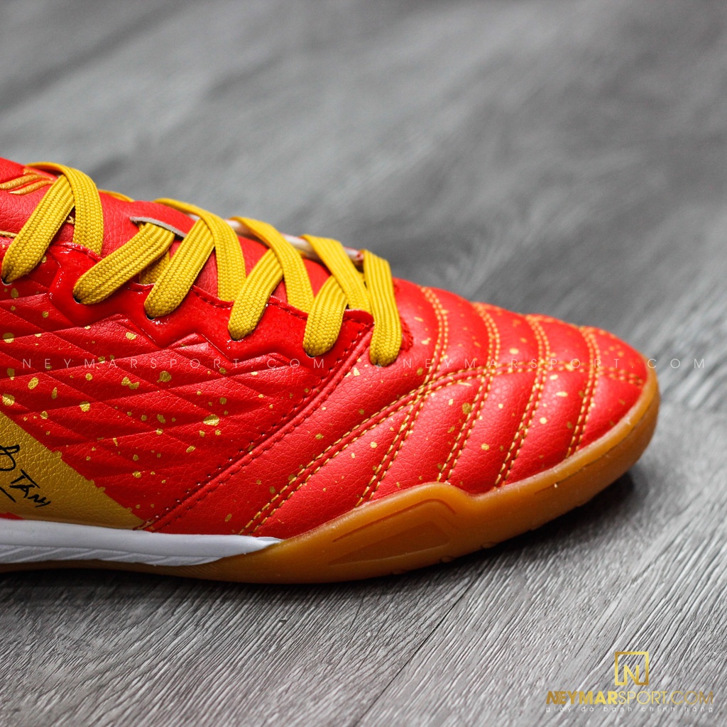 GIÀY ĐÁ BÓNG KAMITO TA11 IC TOUCH OF MAGIC - RED/GOLD CHÍNH HÃNG