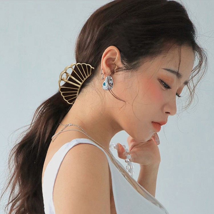 Kẹp tóc càng cua thiết kế tối giản màu vàng phong cách retro dành cho nữ