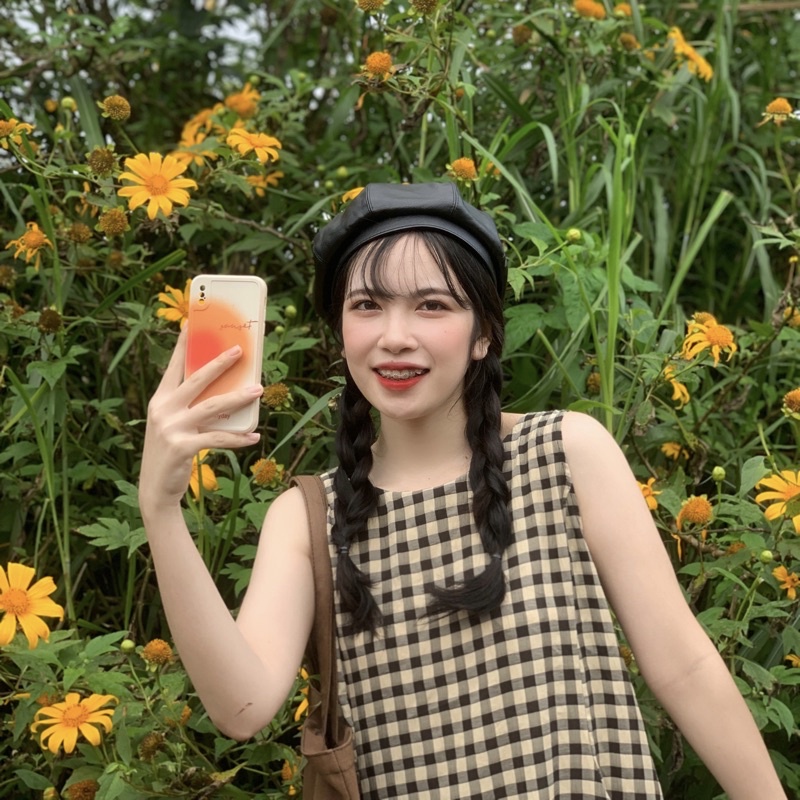 Đầm caro hở lưng dáng dài màu nâu vintage