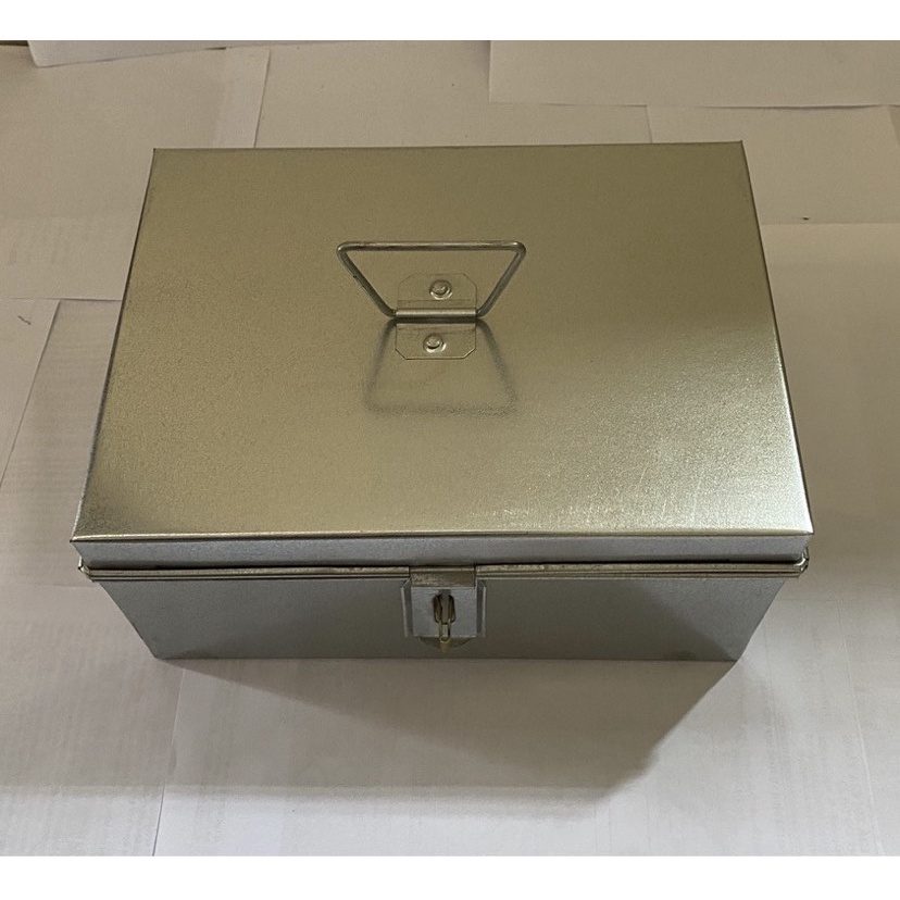 Hòm tôn size 48cm x 30cm x 19cm siêu dày dặn, chắc chắn - Tôn loại 1
