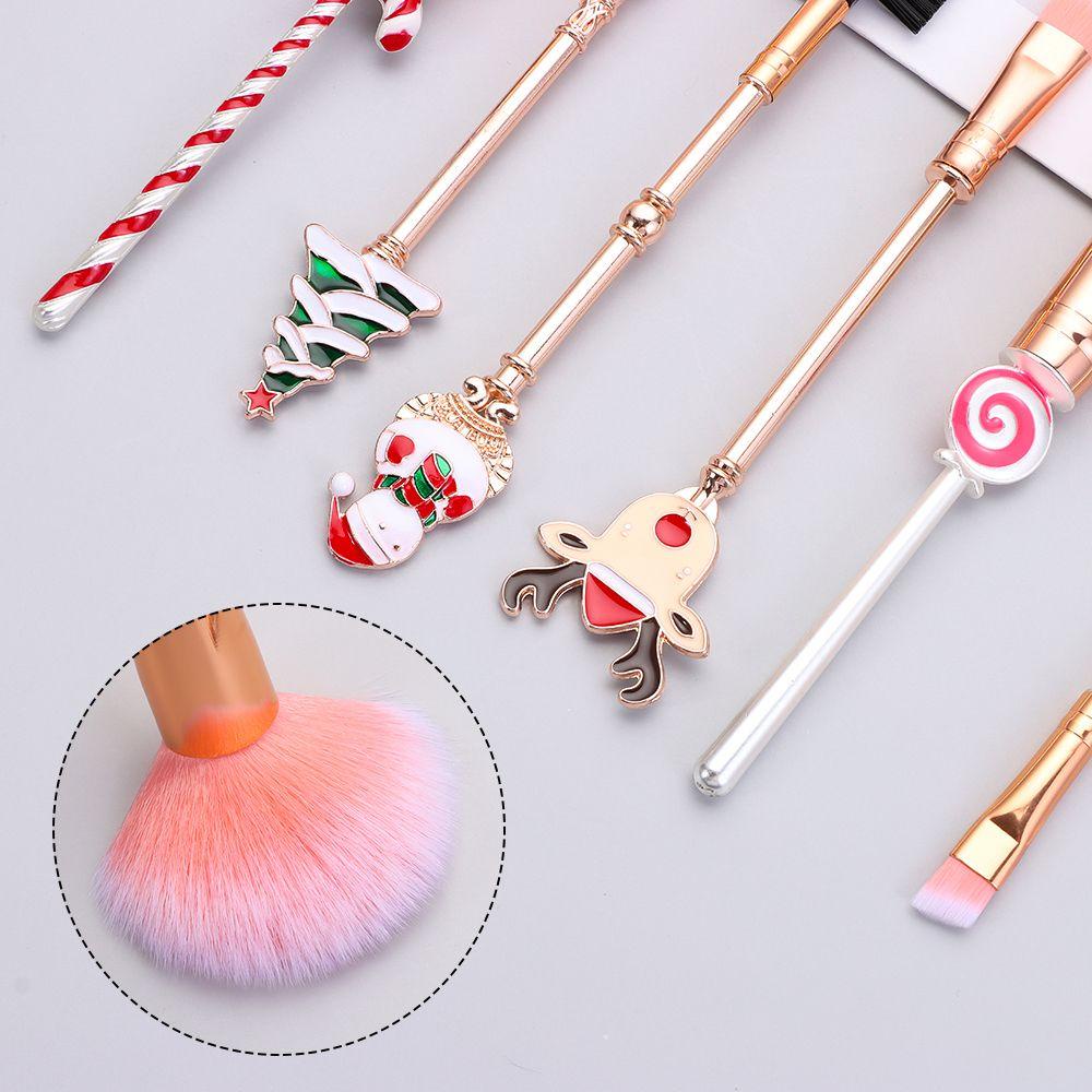 Cọ Trang Điểm Phấn Mắt Họa Tiết Giáng Sinh Dễ Thương