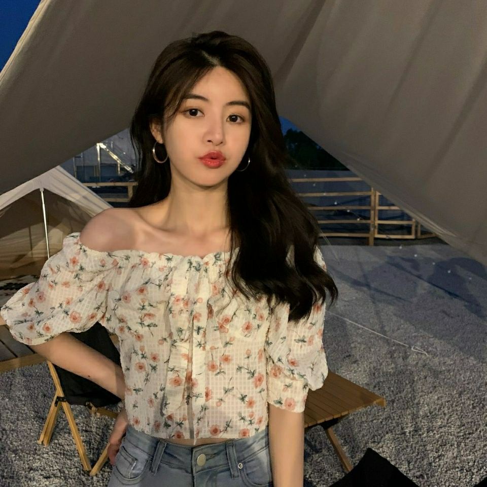 Áo Croptop Tay Phồng Ngắn In Hoa Kiểu Pháp Dễ Thương Cho Nữ