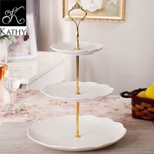 MIỄN PHÍ SHIP - Khay Đựng Bánh Kẹo 3Tầng Bằng Nhựa Theo Phong Cách Châu Âu- Khay đựng bánh kẹo Tết - Khay đựng hoa quả.