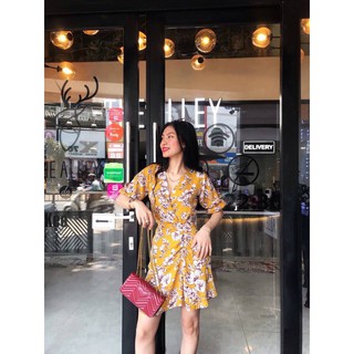 Đầm hoa chéo ngực