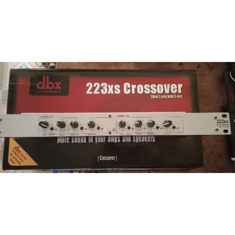 Crossover dbx  223XS