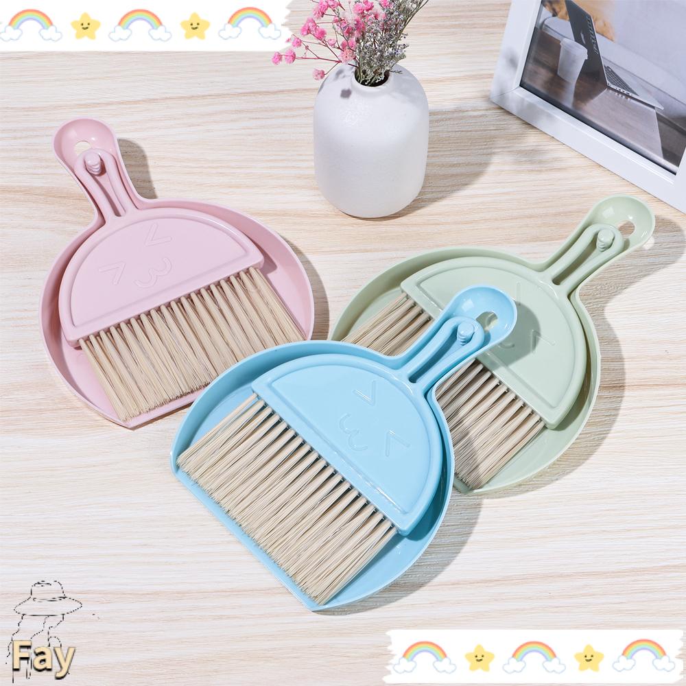 Bộ 2 Dụng Cụ Vệ Sinh Bụi Bẩn Thiết Kế Nhỏ Gọn Tiện Dụng