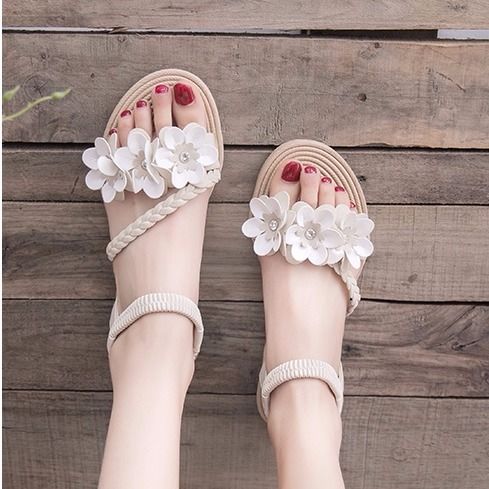 Xăng đan đế bằng đính hoa thời trang đi biển cho nữ size 35-43