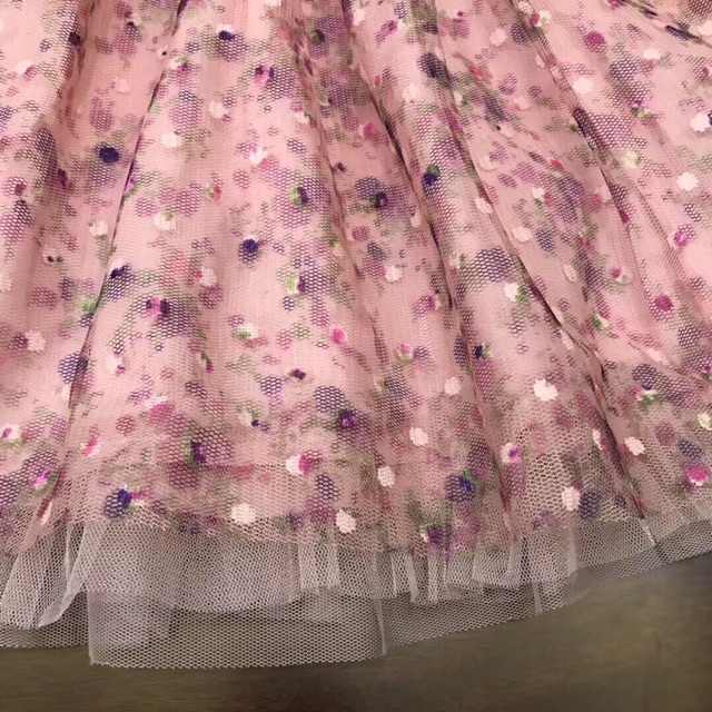 Váy ren hồng Next xuất dư