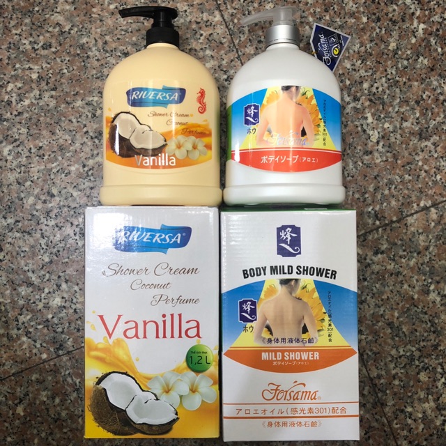 Sữa tắm trắng da hương vani Riuesa và nước hoa Formosa 1.2 lít