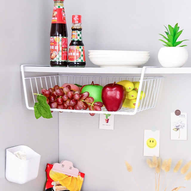 Giỏ đựng vật dụng bằng sắt treo bàn/tủ tiện dụng cho bếp