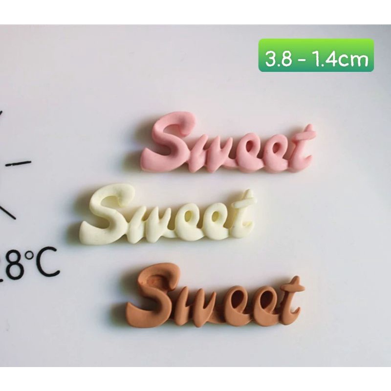 {1 cái Sweet 3.8 - 1.4cm} - STICKER PHỤ KIỆN DIY 3D DÁN ỐP ĐIỆN THỌAI BÌNH NƯỚC KẸP TÓC