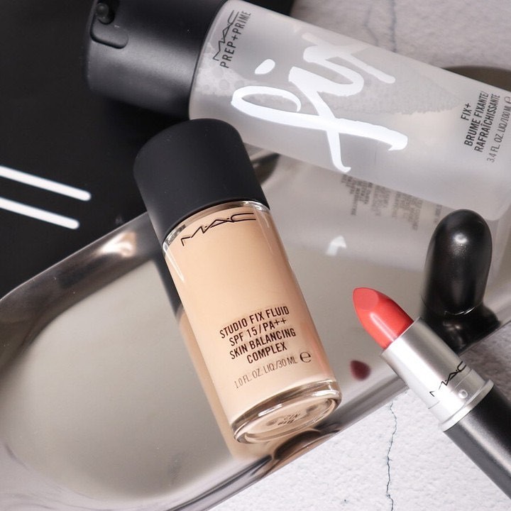 Kem nền MAC Studio Fix fluid SPF15 đủ các tone màu