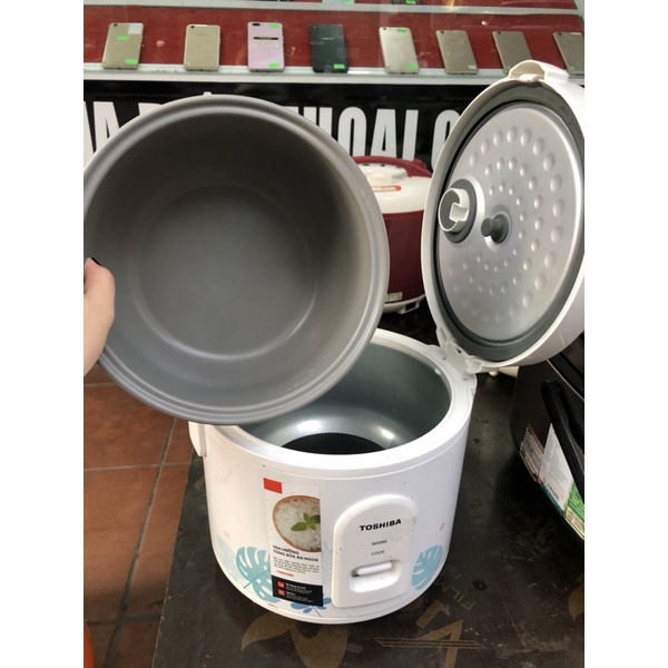 Nồi cơm điện thanh lý hàng trưng bày hàng lướt mới 95-99%