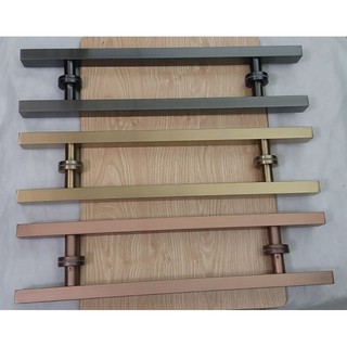 Tay nắm cửa kính