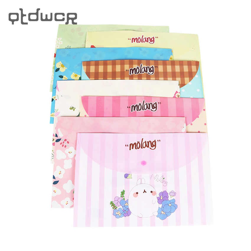 Cặp nhựa đựng sách vở tài liệu - nhiều họa tiết đẹp - giao mẫu ngẫu nhiên - Kích thước: 33,5 x 23cm