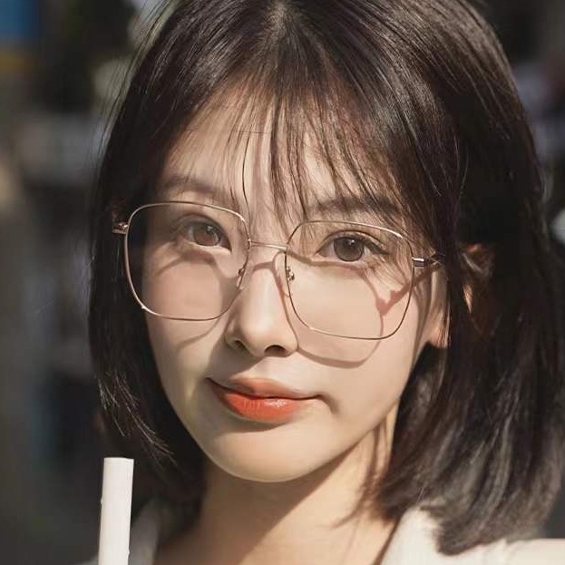 Kính Mát Gọng Kim Loại Chống Bức Xạ