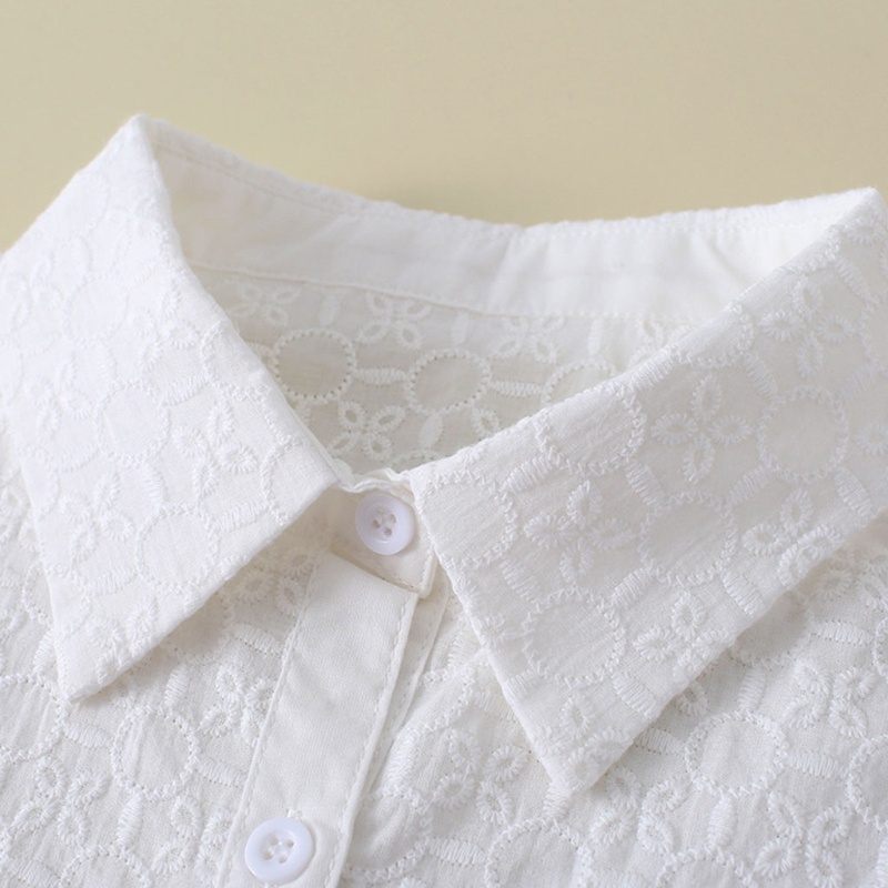 Cổ áo sơ mi giả màu trắng họa tiết lá cây thời trang mùa đông cho nữ