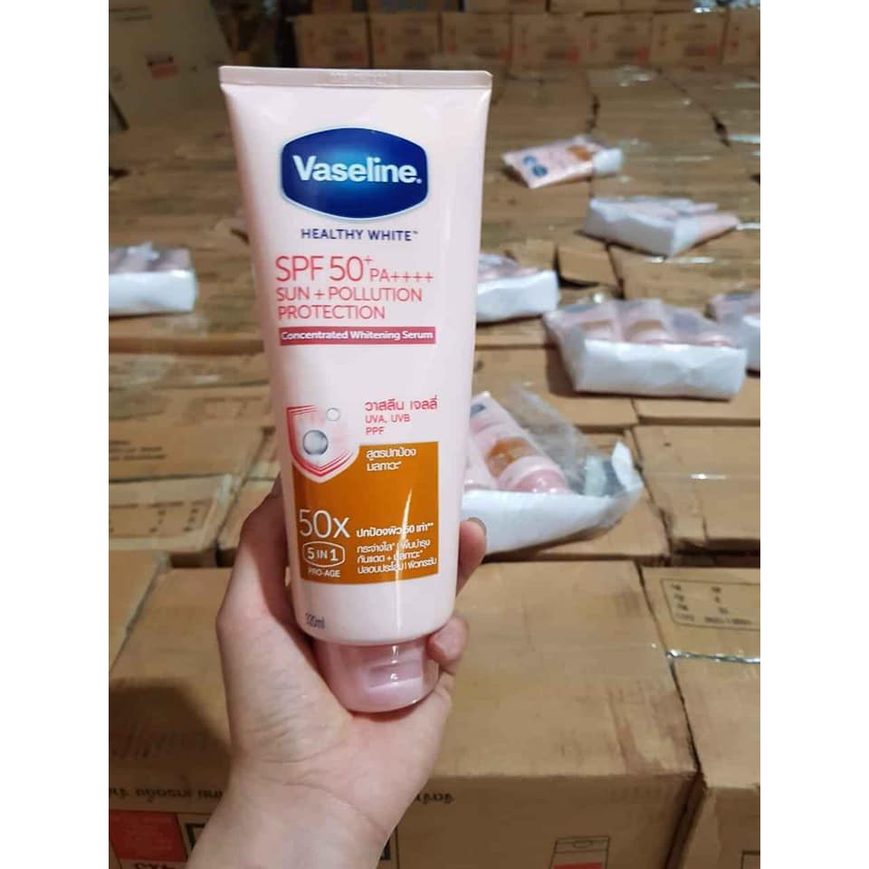 Sữa Dưỡng Thể Vaseline 50x SPF 50++ Thái Lan