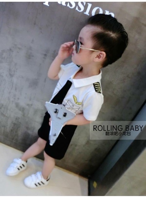 Set phi cơ trưởng cho bé trai