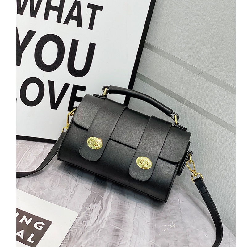 Túi đeo chéo vai  IELGY có khóa gài thời trang sành điệu cho nữ