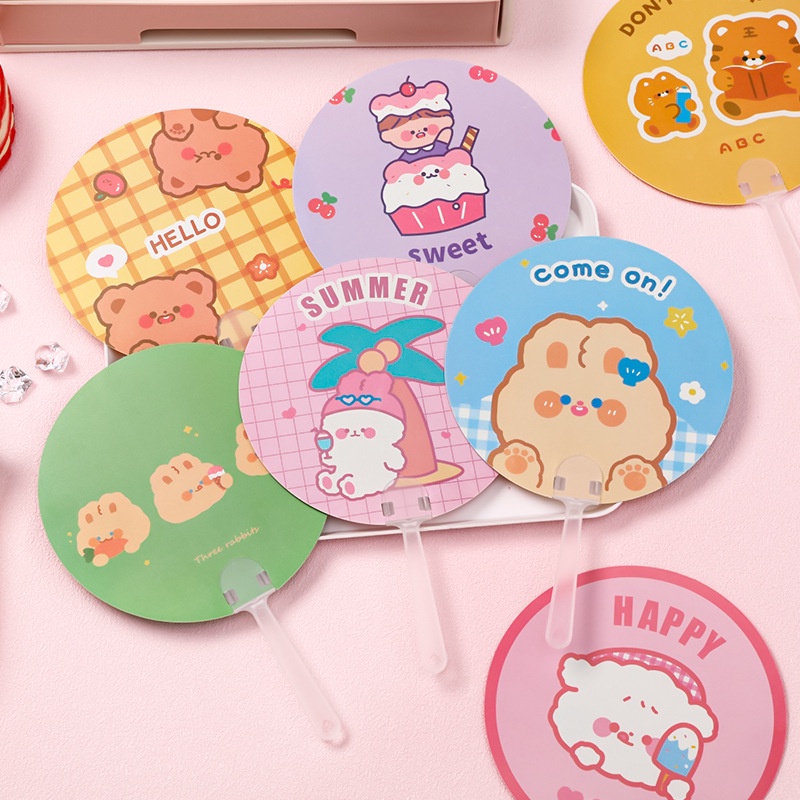Quạt Cầm Tay Mini Bằng Nhựa PP Họa Tiết Hoạt Hình Sáng Tạo