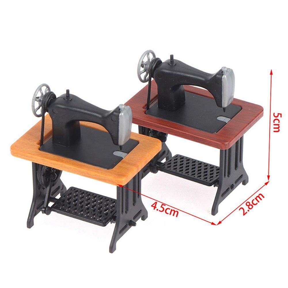 Bộ Dụng Cụ May Vá Thủ Công Mini Bằng Gỗ Dành Cho Búp Bê