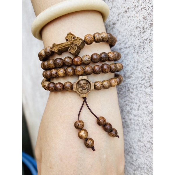 Chuỗi Vòng Trầm Hương Tốc Mix Thánh Giá và Chúa Giesu