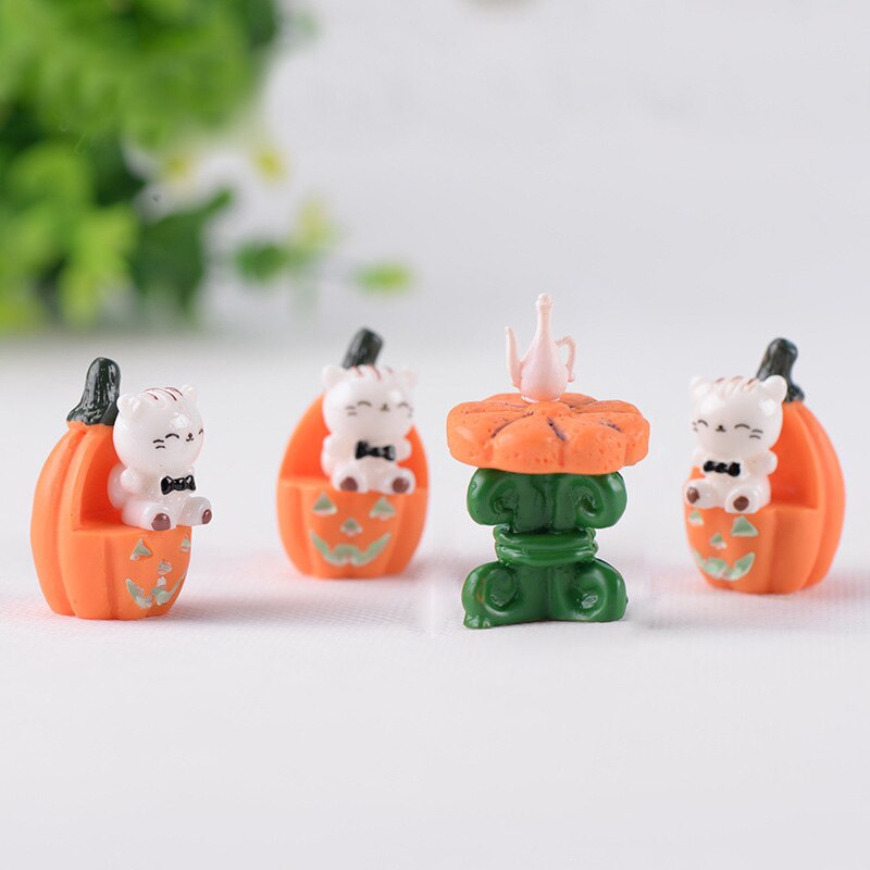 Set 4 mô hình quả bí ngô mini chất liệu resin trang trí nhà cửa / sân vườn thủ công