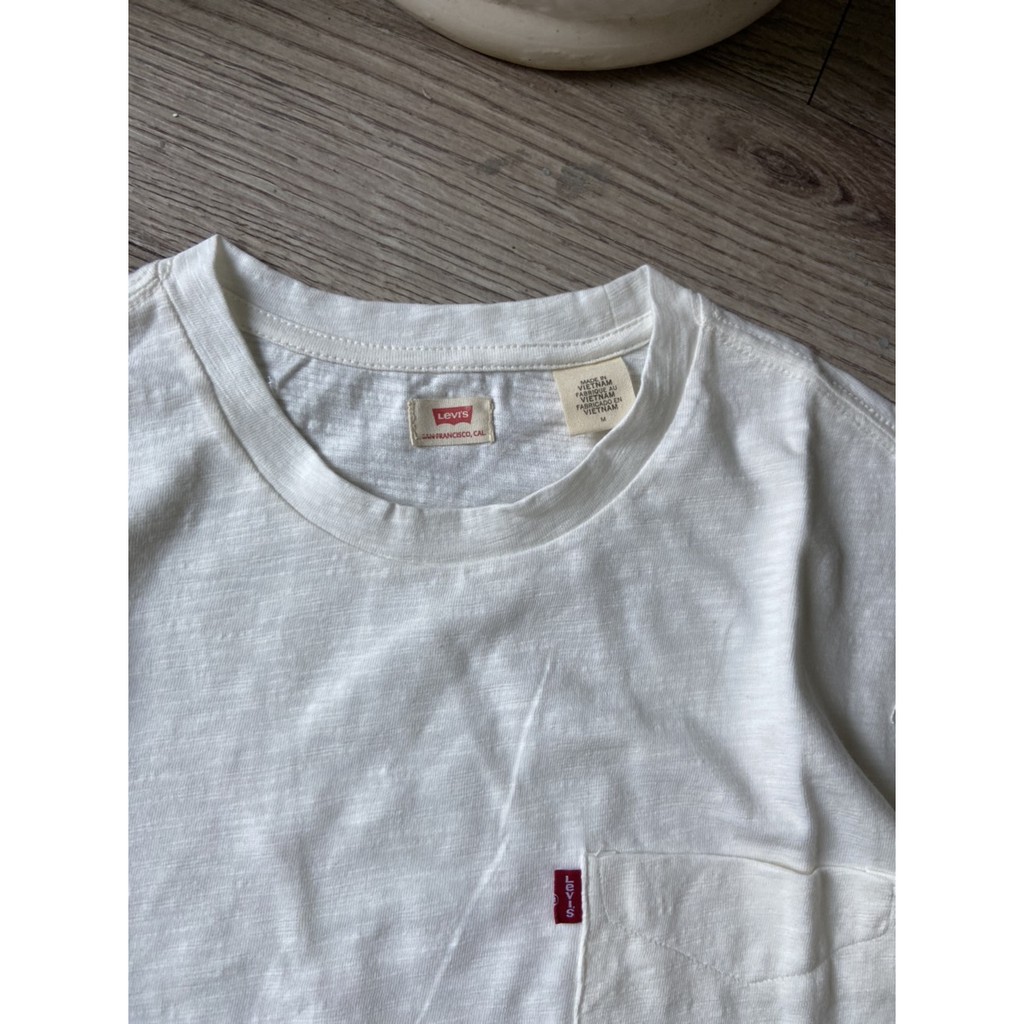 ÁO THUN LEVIS TÚI