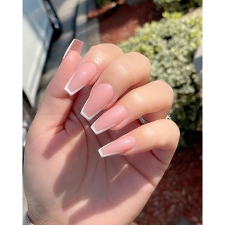 Móng Hot trent đầu móng màu 051