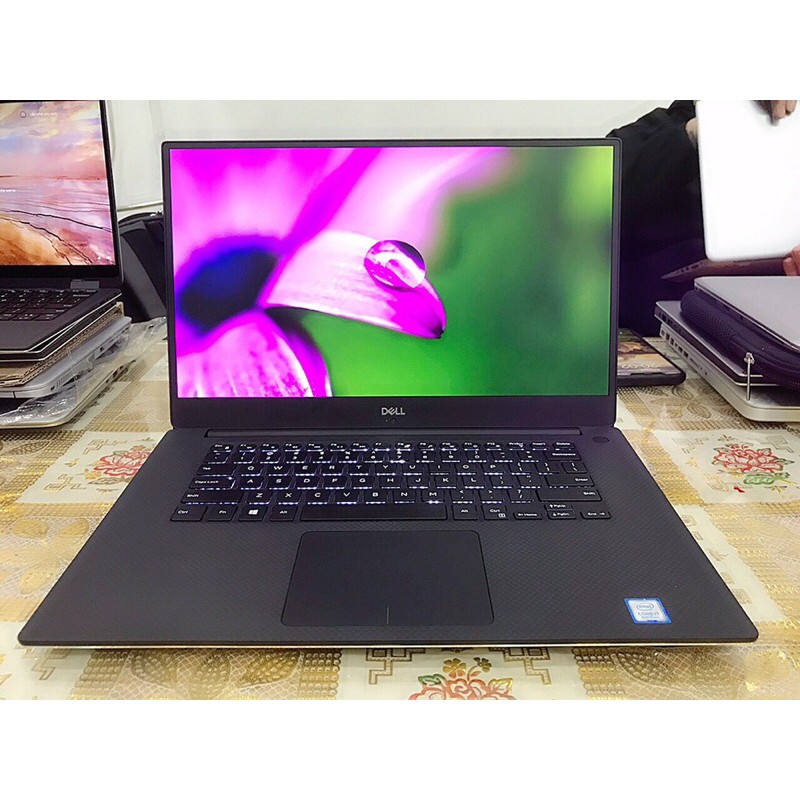 Máy tính xách tay Dell Precision 5510.