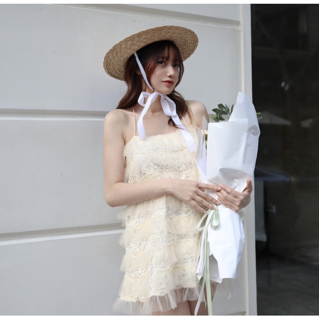 Váy ren suông 2 dây hàng thiết kế sếp ly mềm mại