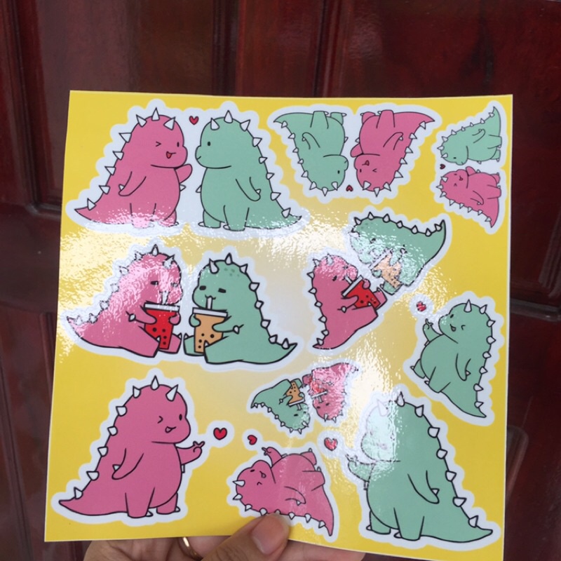 Hình dán khủng long cute. Decal sticker dán nón bảo hiểm, điện thoại, xe đạp, xe máy. Logo dễ thương